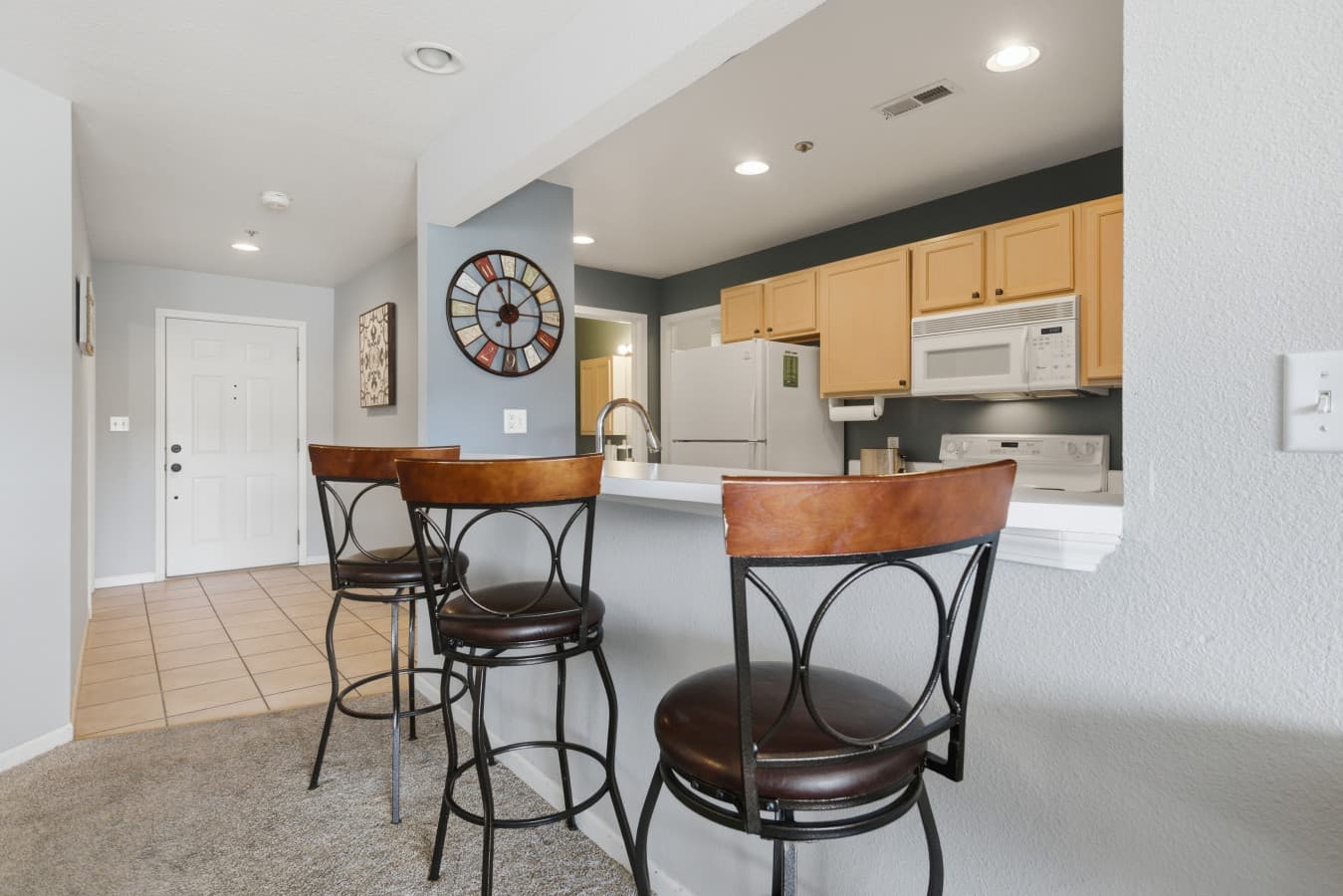 15-4800 Eagleview Dr 223 - 15.jpg