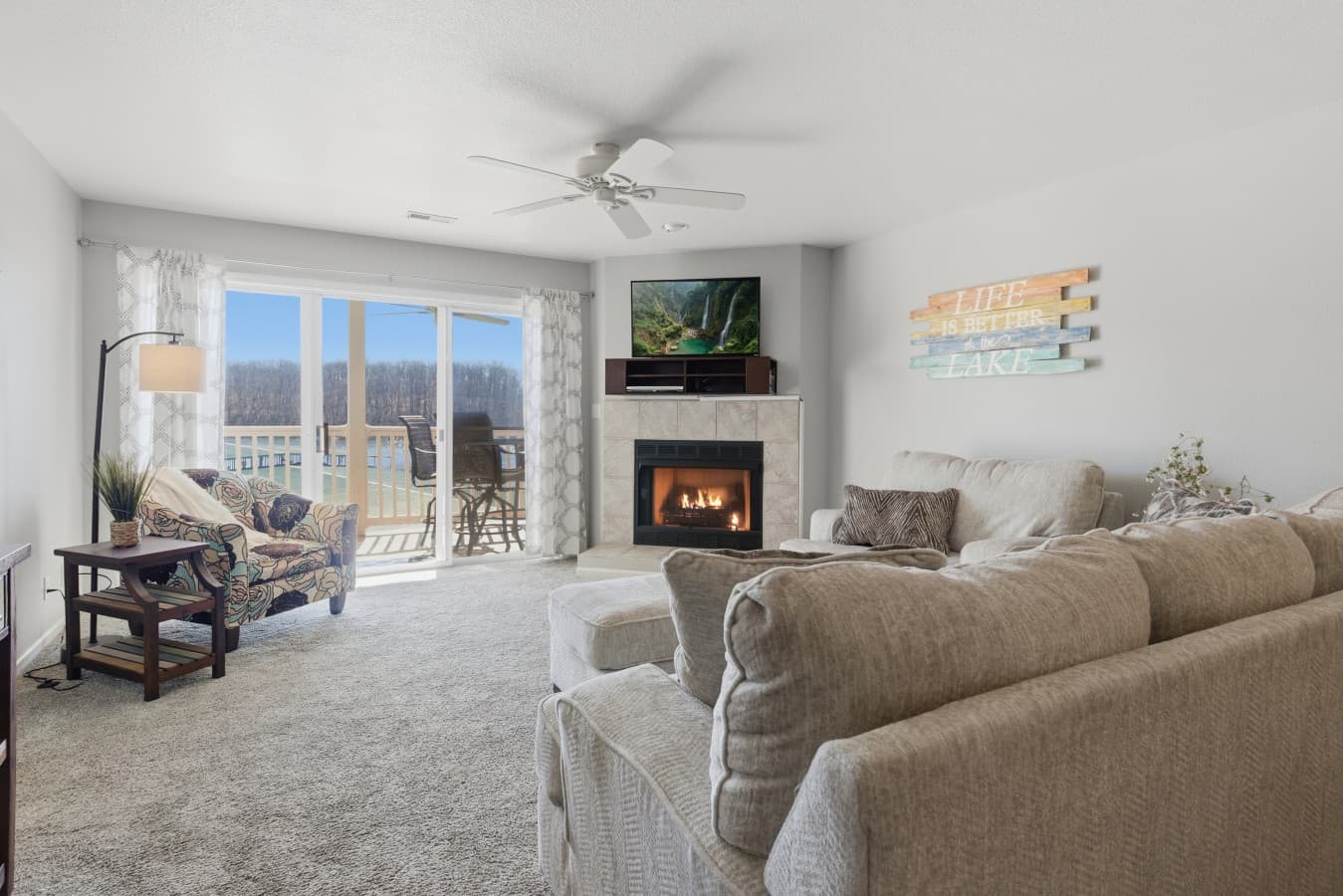 18-4800 Eagleview Dr 223 - 18.jpg