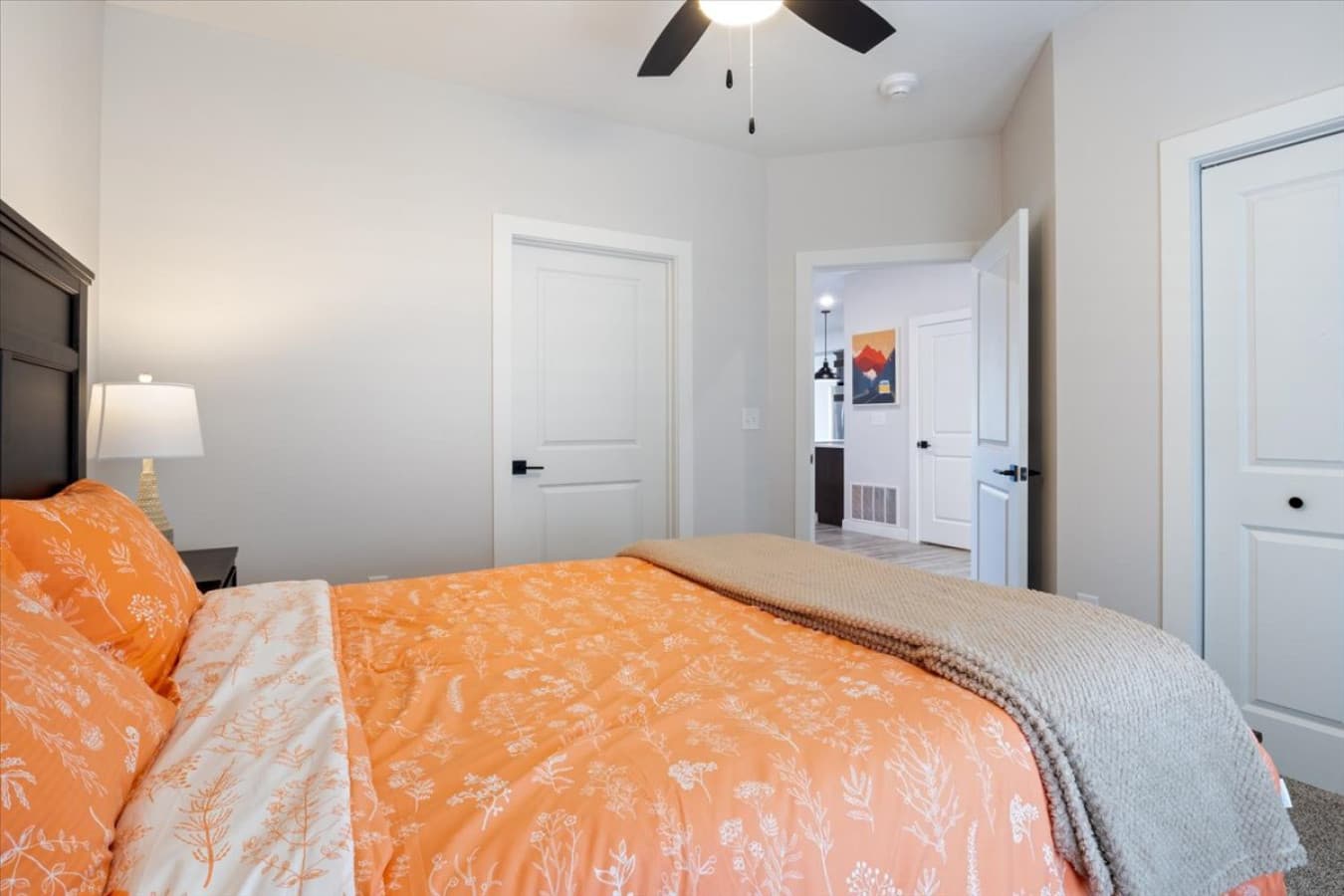 17-104 Sierra Bay Dr 2E - 17.jpg
