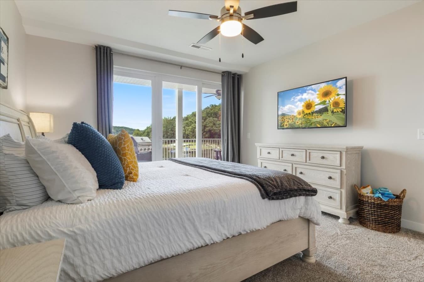 31-104 Sierra Bay Dr 2E - 31.jpg