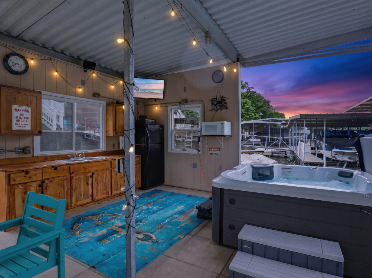 42-3987 Aver Rd Twilights.jpg