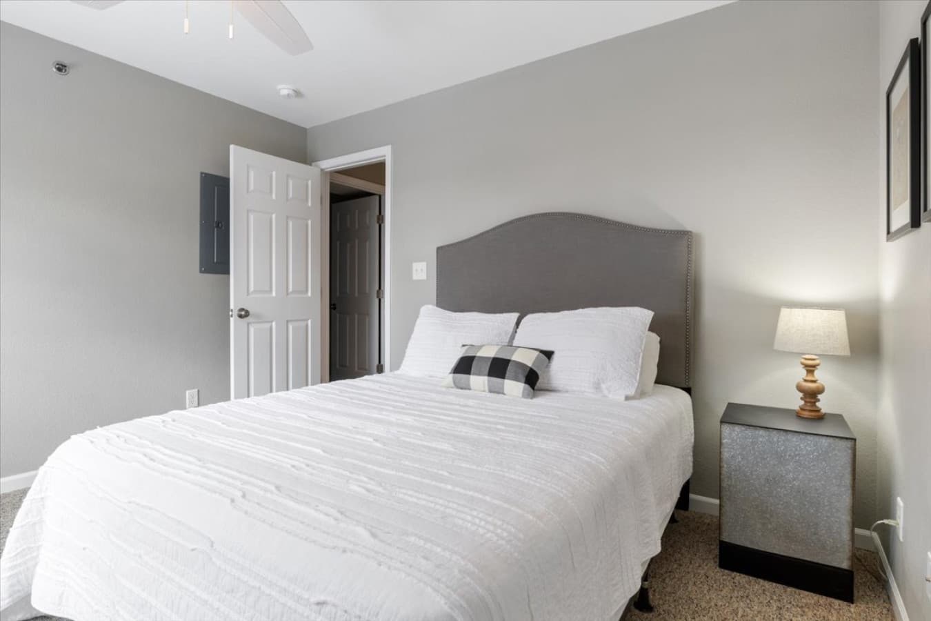 12-4800 Eagleview Dr 131 B - 12.jpg