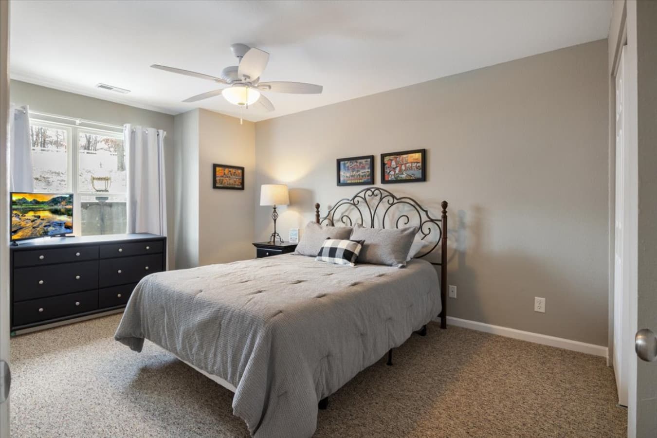 04-4800 Eagleview Dr 131 B - 4.jpg