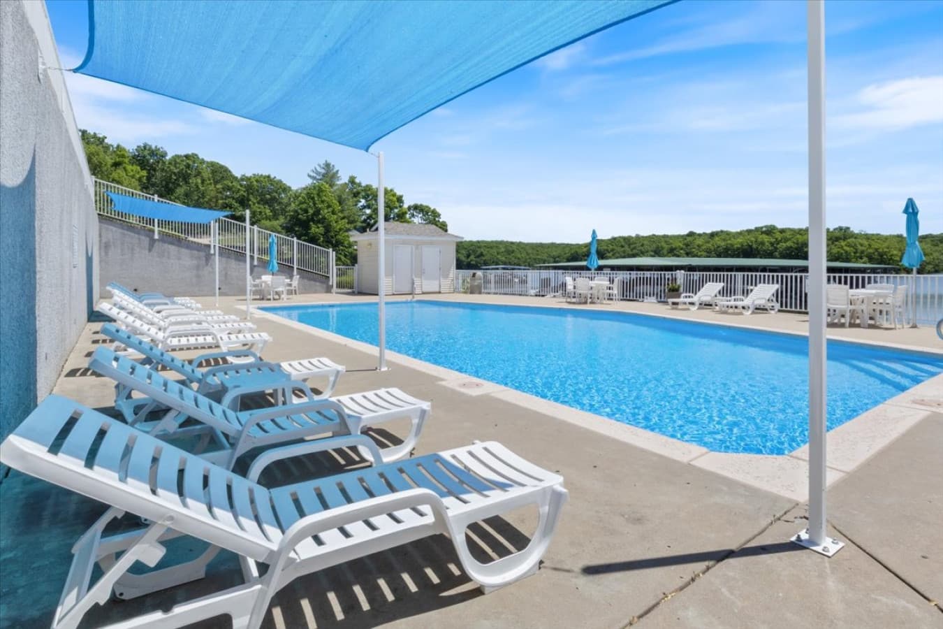 12-4800 Eagleview Dr 135B - 12.jpg
