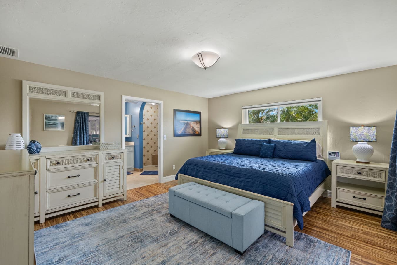 10-Primary Bedroom 1.jpg