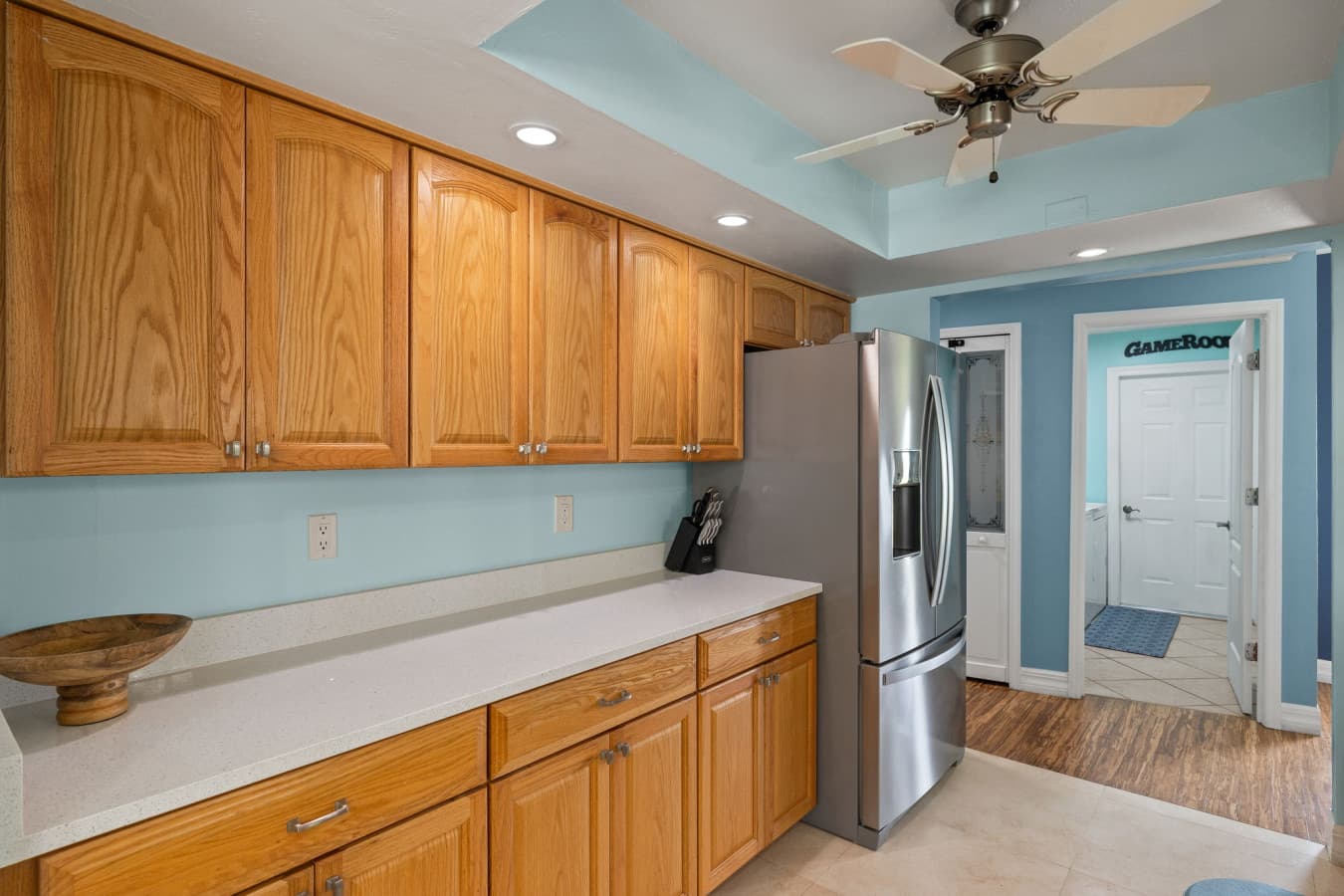 9-Kitchen 3.jpg