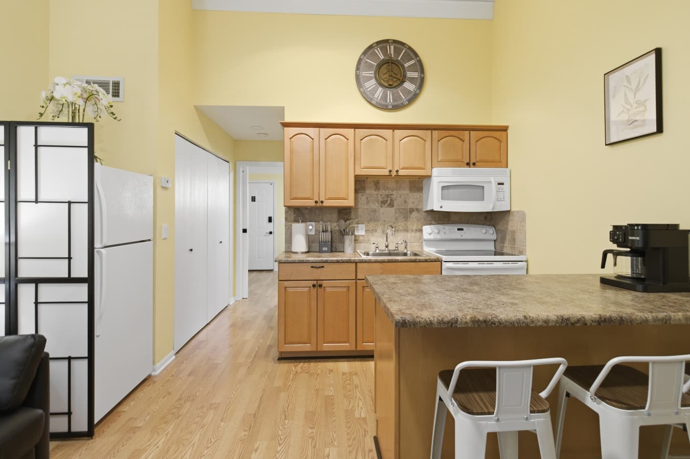 10-149 Southwood Shores Pl 4C - 10.jpg