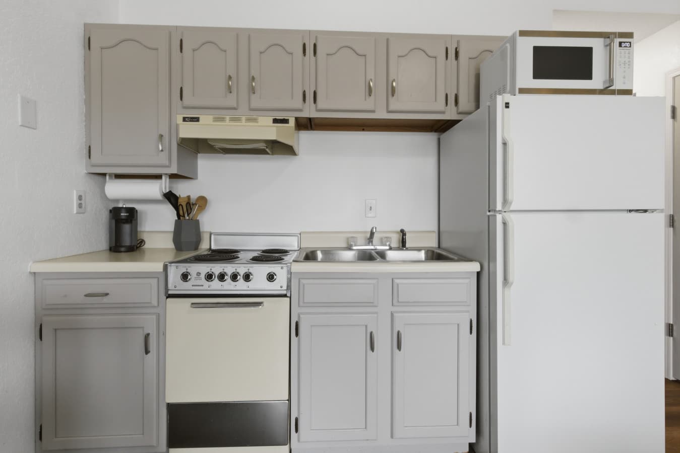18-1442 Nichols Rd Unit D406 - 18.jpg