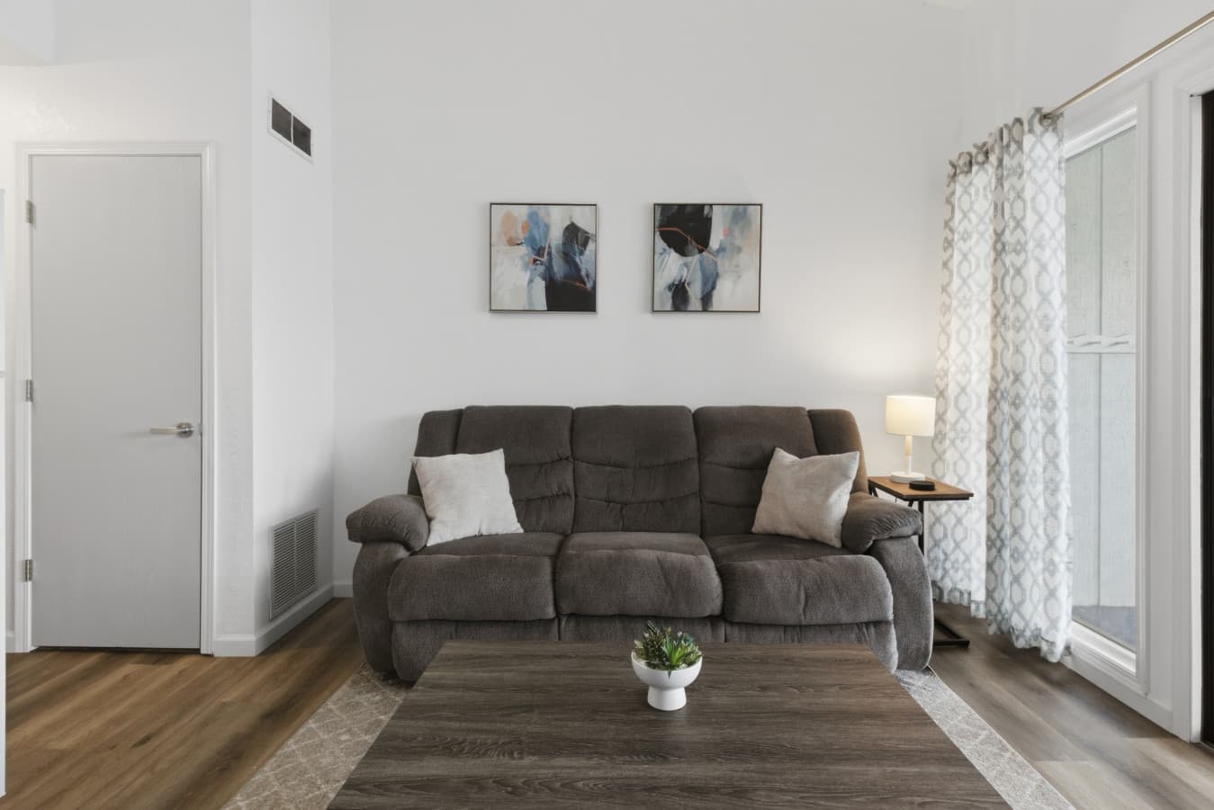 12-1442 Nichols Rd Unit D406 - 12.jpg
