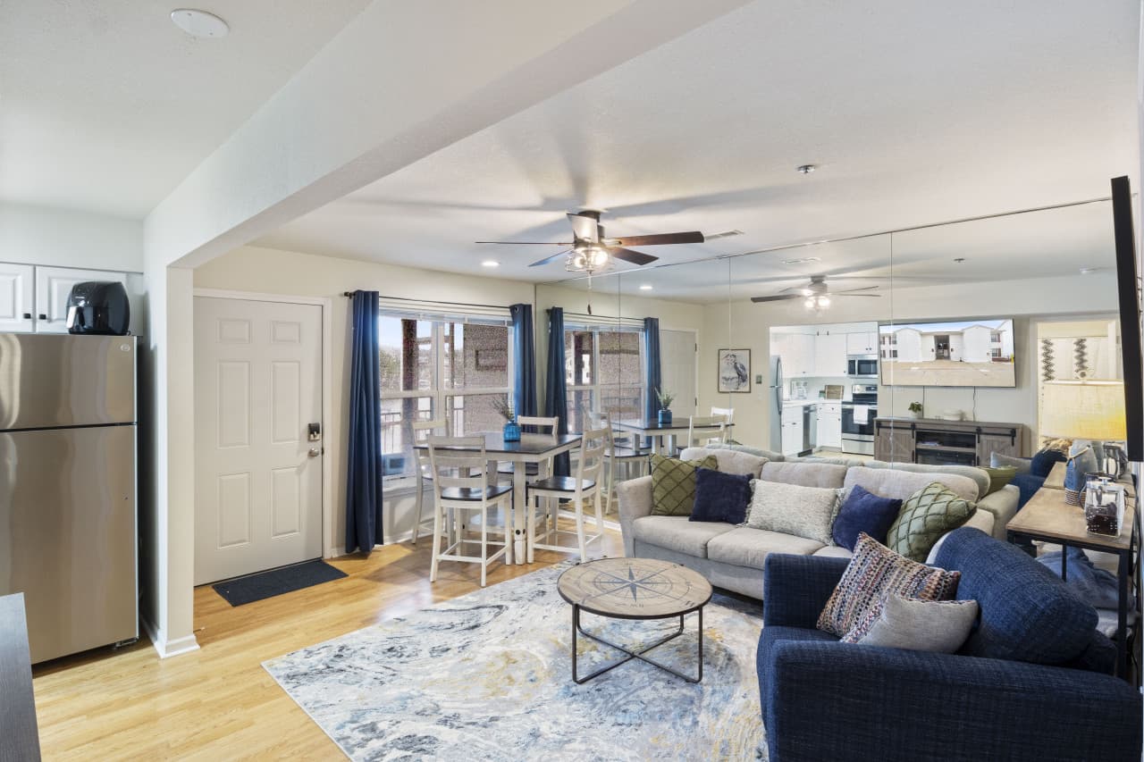 03-40 Lighthouse Rd UNIT 2-203 - 3.jpg