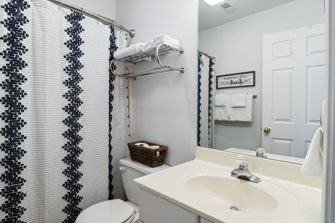 08-40 Lighthouse Rd UNIT 2-203 - 8.jpg
