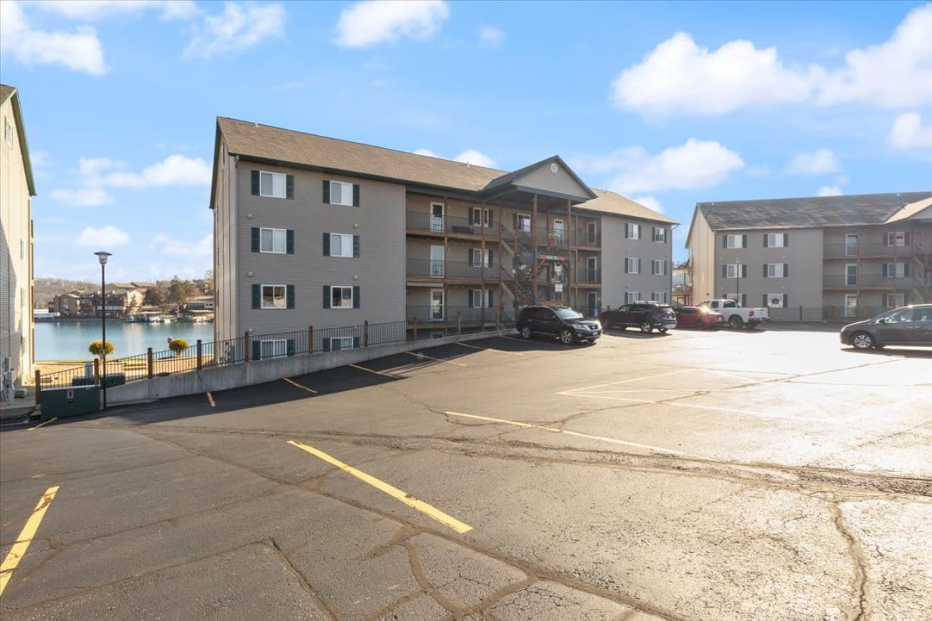 02-272 Cedar Glen Dr Unit 4C - 2.jpg