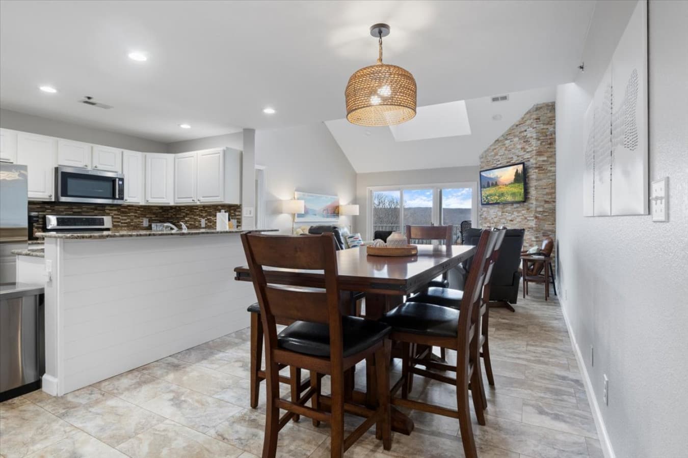 05-4800 Eagleview Dr 141B - 5.jpg