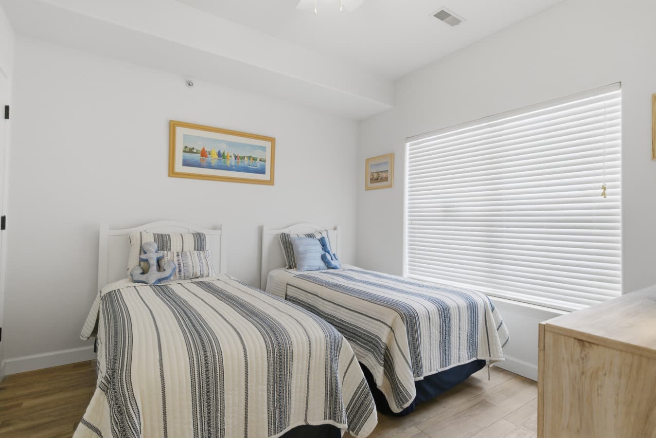 14-151 Upper Monarch Cove Dr 4E - 14.jpg