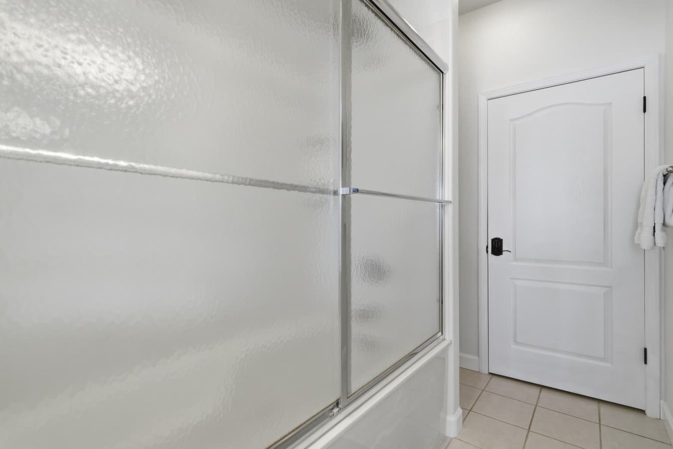 25-151 Upper Monarch Cove Dr 4E - 25.jpg