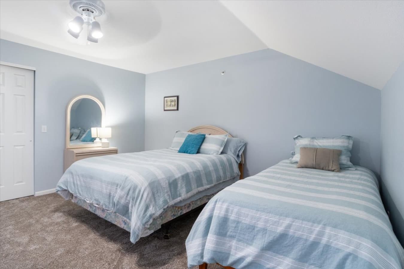 24-1481 Ledges Dr 1046 - 24.jpg