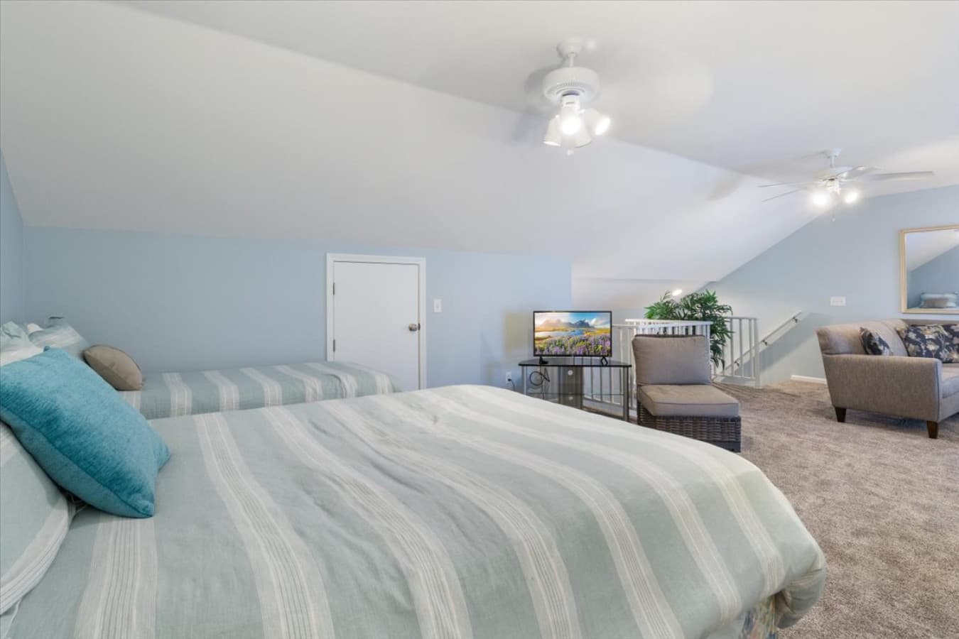 25-1481 Ledges Dr 1046 - 25.jpg