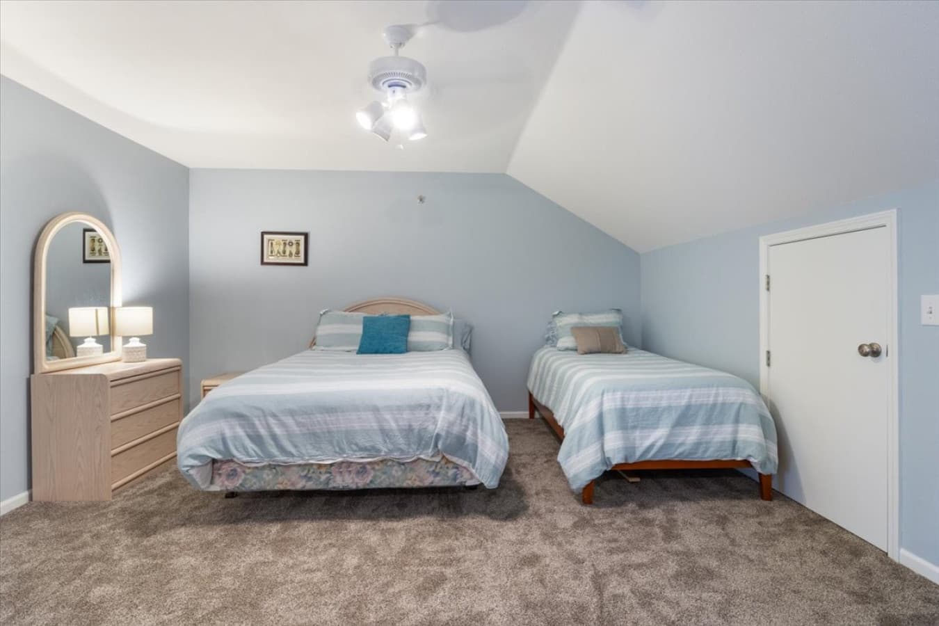 23-1481 Ledges Dr 1046 - 23.jpg