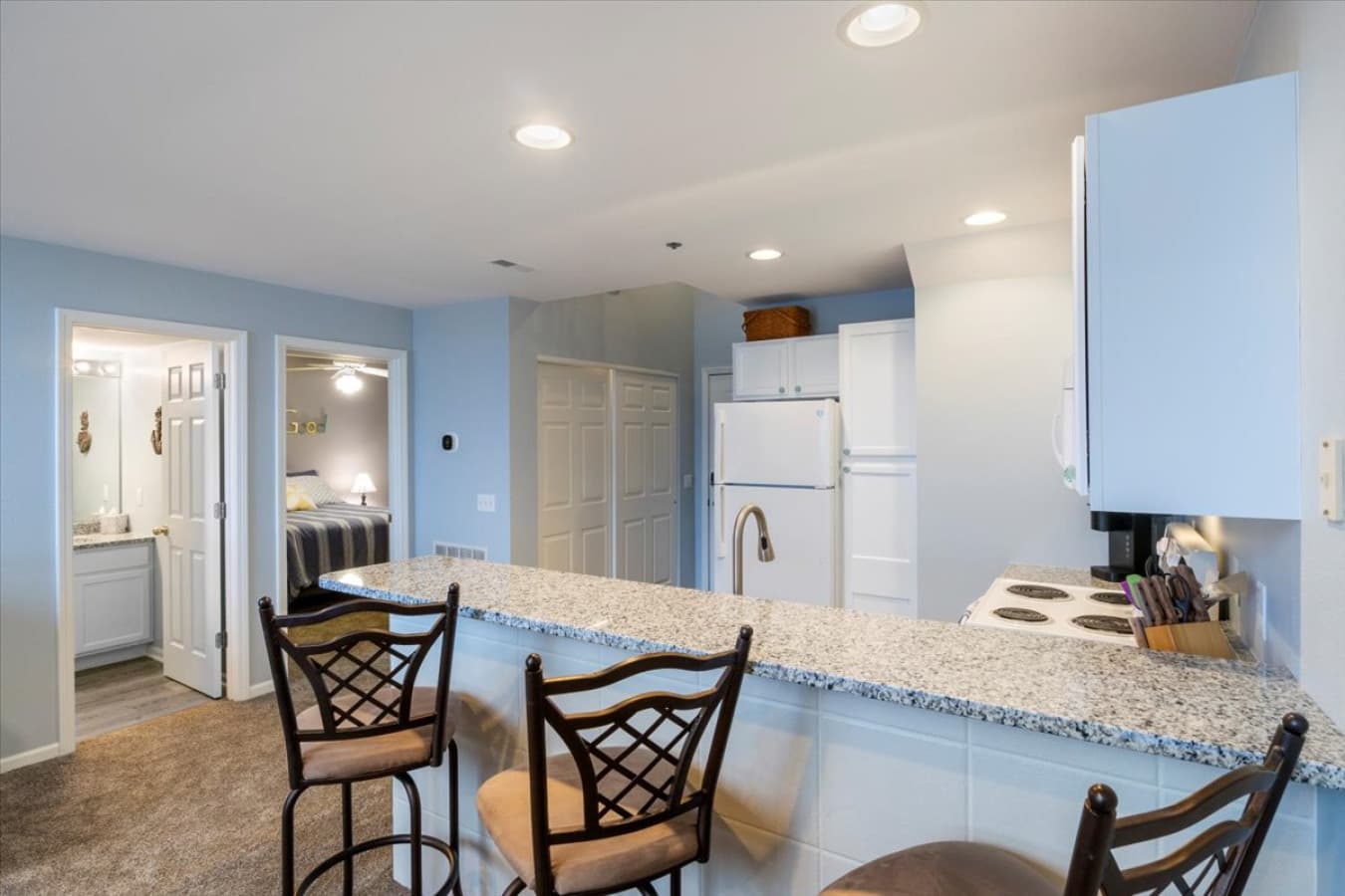 05-1481 Ledges Dr 1046 - 5.jpg