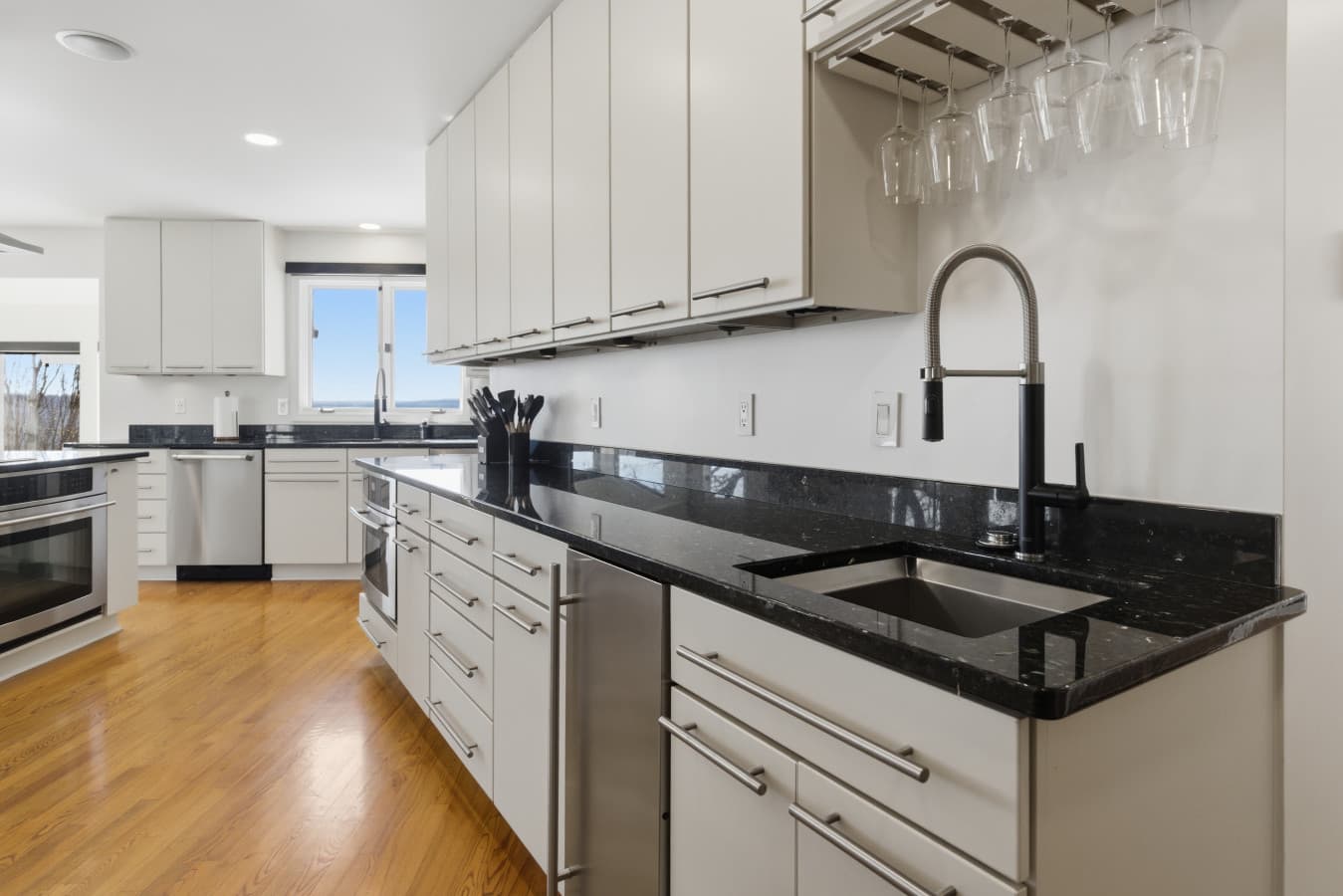 03-284 Tall Oaks Ct - 3.jpg