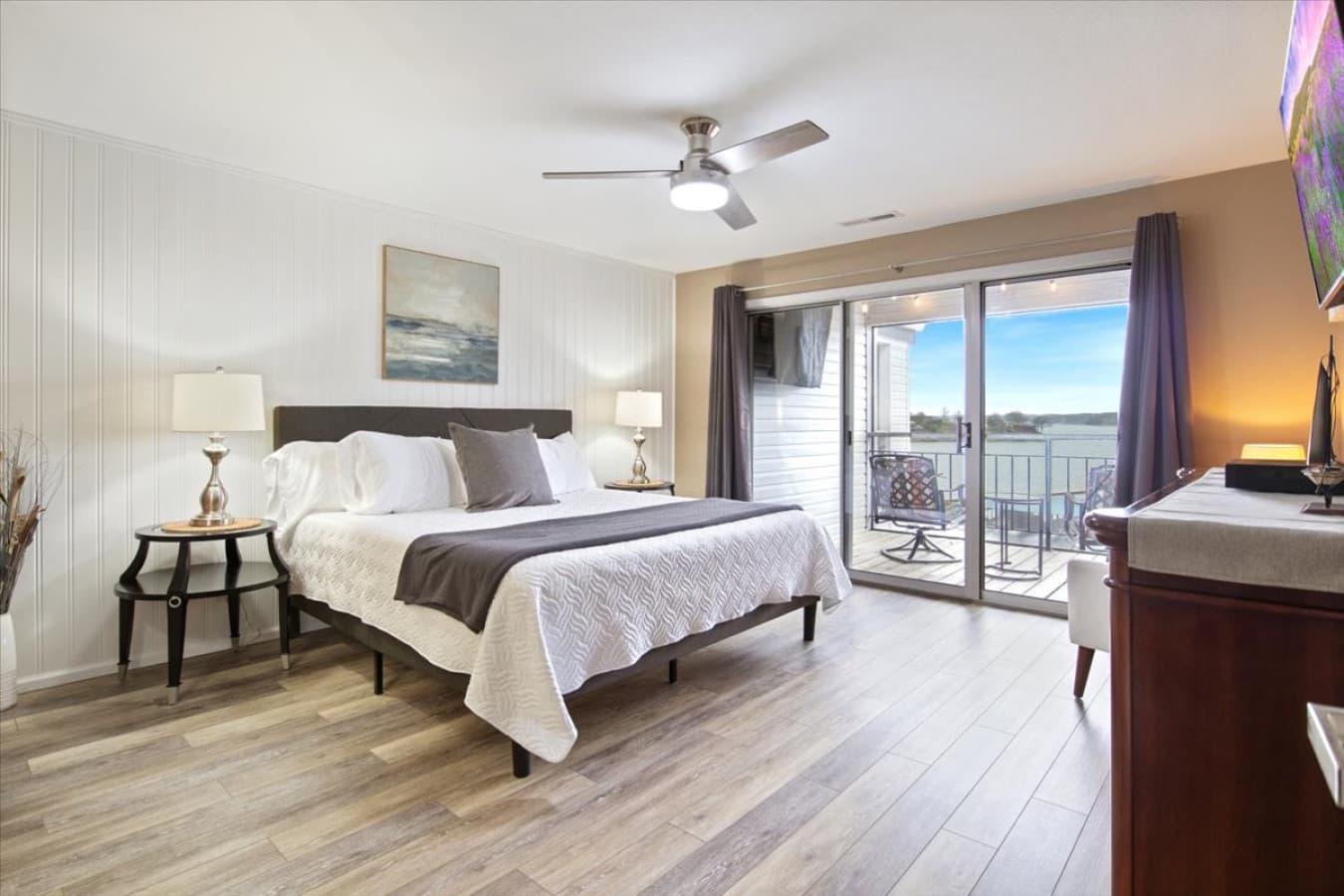 17-4897 Bridgepointe Dr 442 - 17.jpg