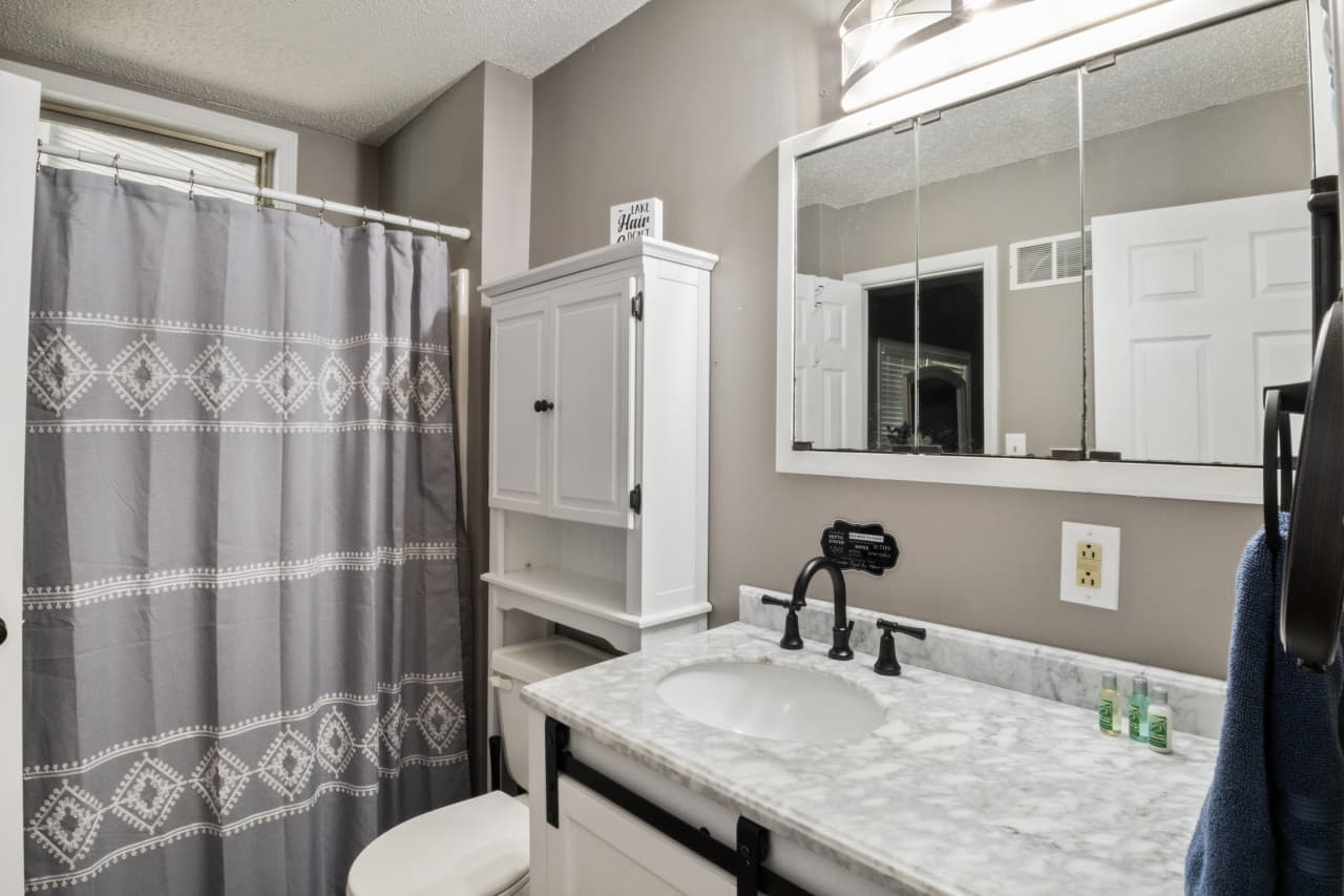 41-30878 Hickory Rd - 35.jpg