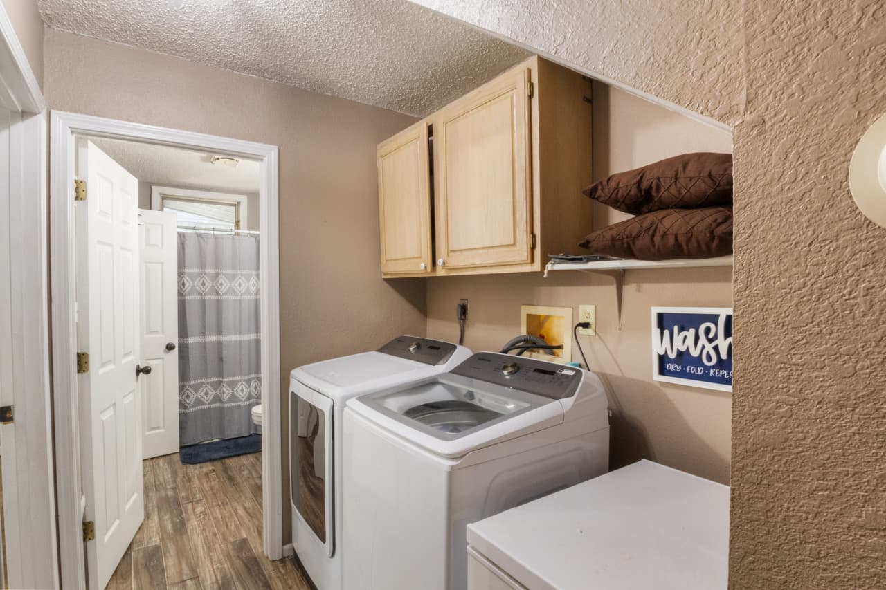 38-30878 Hickory Rd - 32.jpg