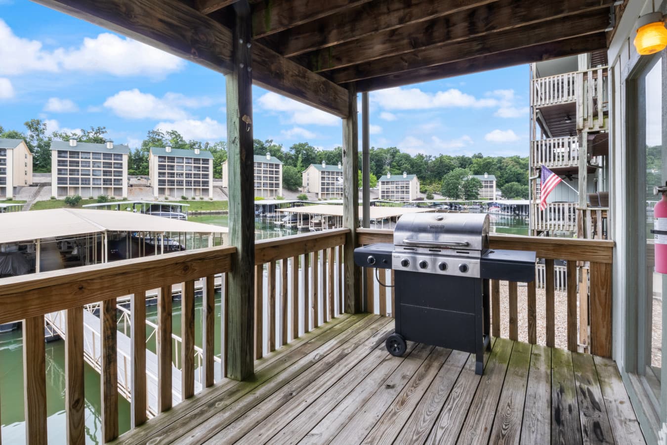 22-71 Southwood Shores Pl 2D - 22.jpg
