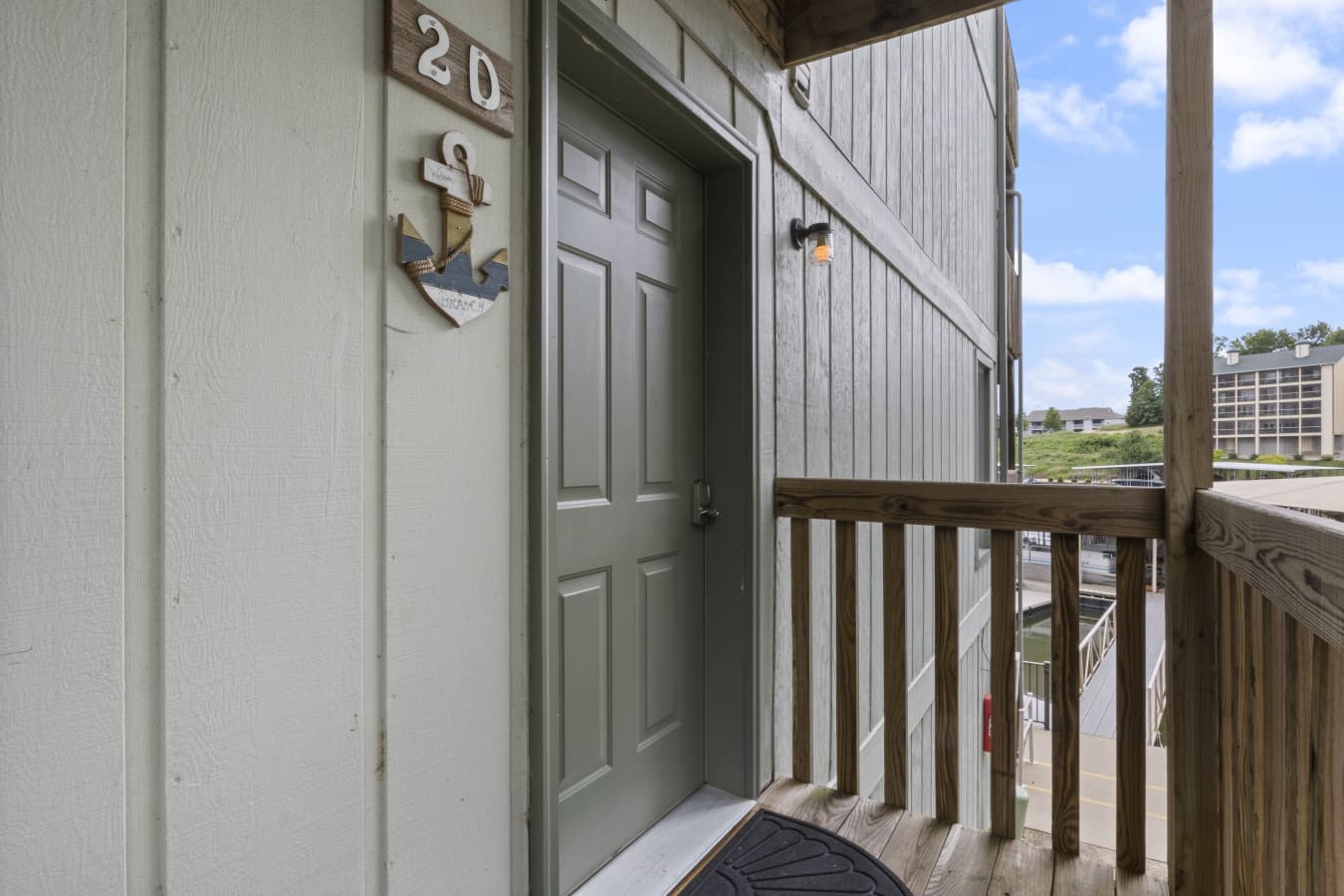 02-71 Southwood Shores Pl 2D - 2.jpg