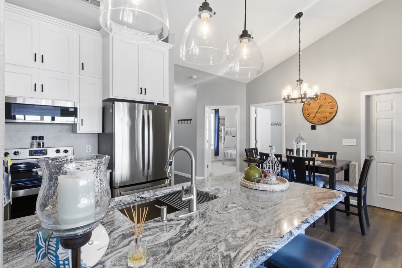 16-62 Knox Rd UNIT V502 - 16.jpg