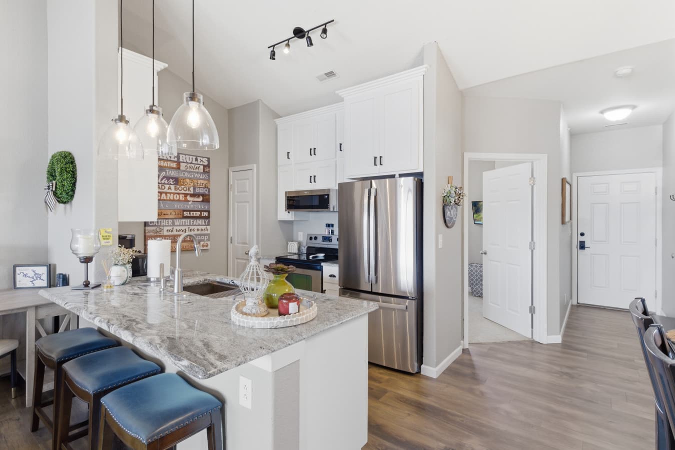 14-62 Knox Rd UNIT V502 - 14.jpg