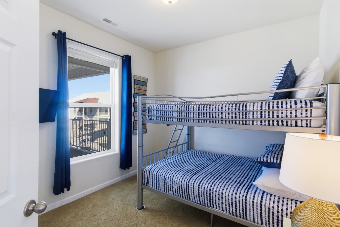 10-62 Knox Rd UNIT V502 - 10.jpg