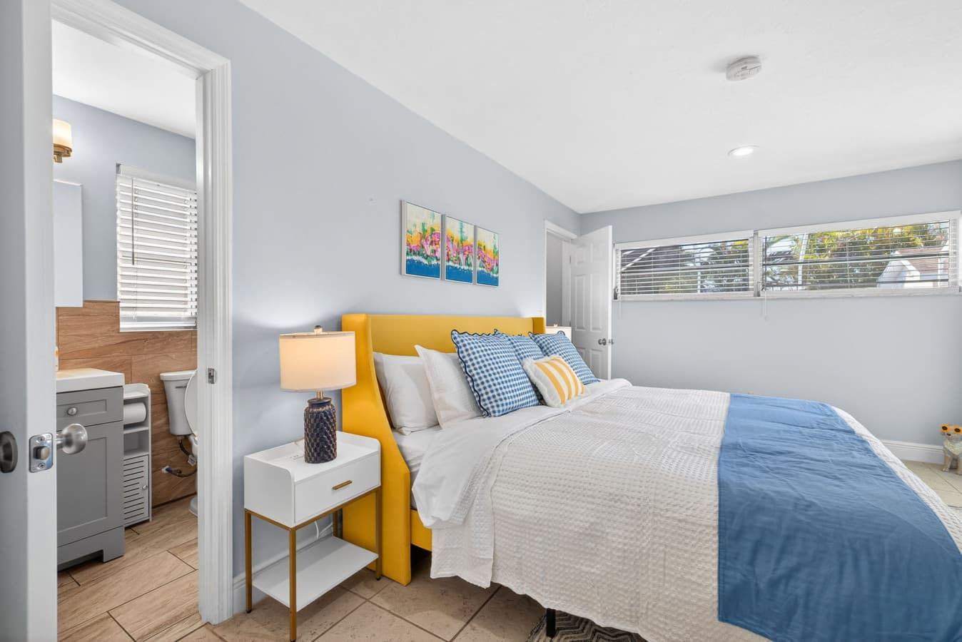 17-Primary Bedroom 3.jpg