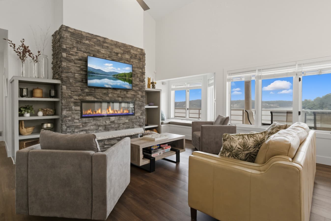 13-250 Emerald Bay Dr 3C - 13.jpg