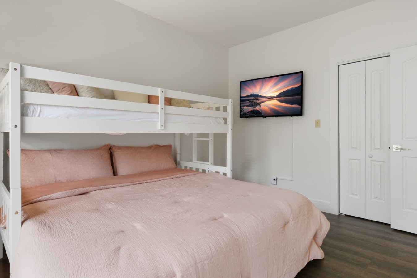 23-250 Emerald Bay Dr 3C - 23.jpg