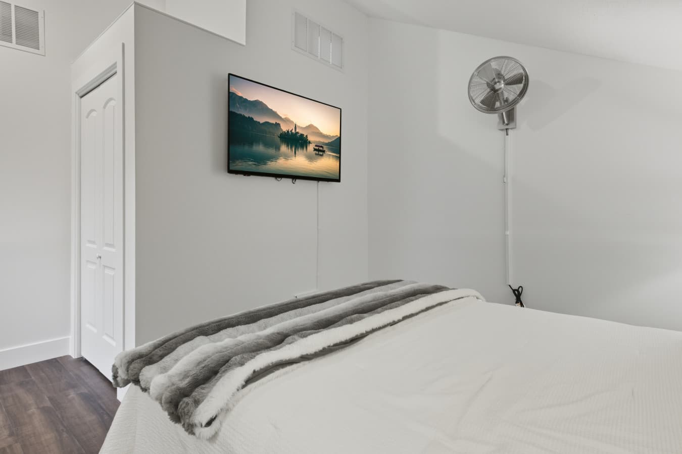 30-250 Emerald Bay Dr 3C - 30.jpg