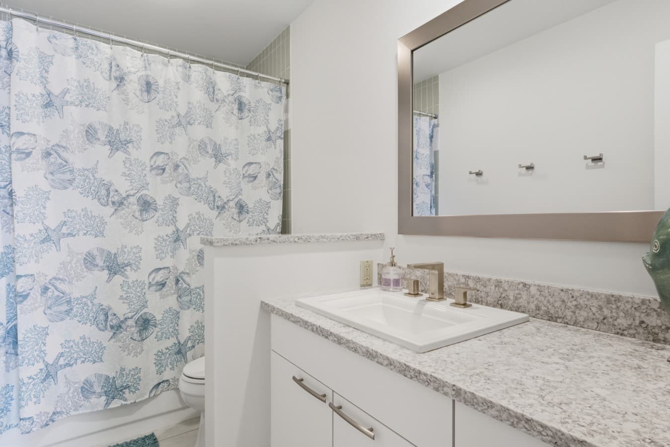 21-250 Emerald Bay Dr 3C - 21.jpg