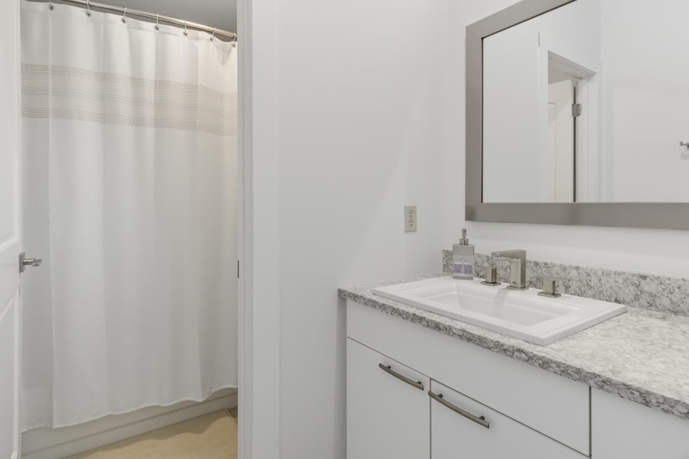 26-250 Emerald Bay Dr 3C - 26.jpg