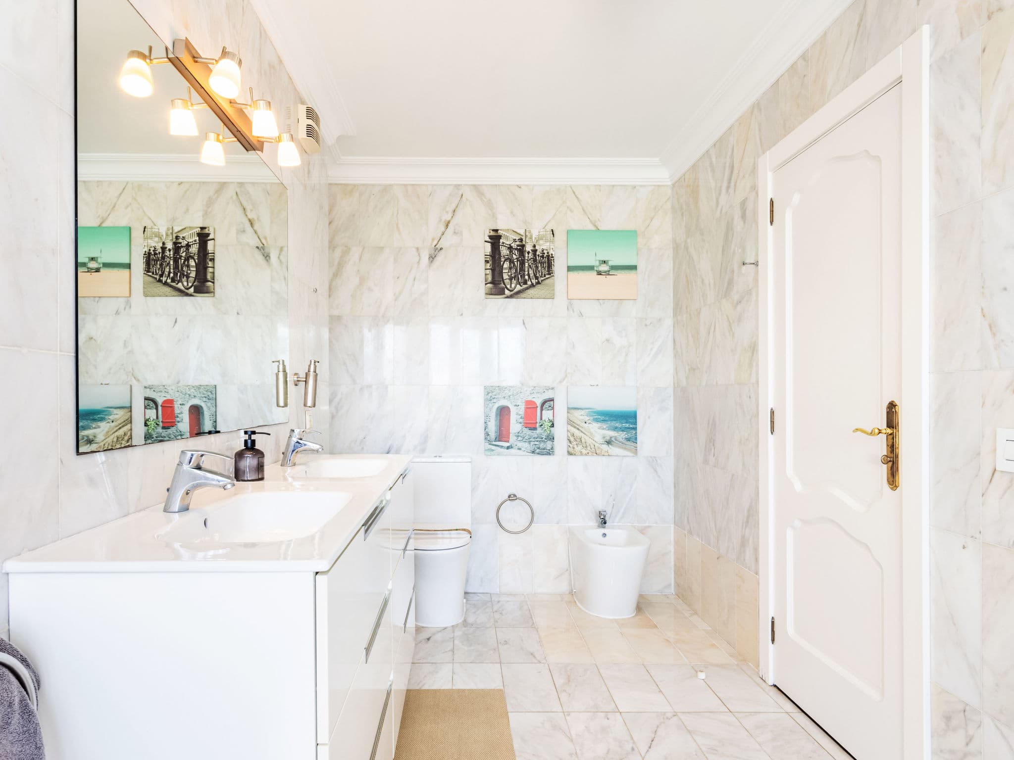 Bathroom / Wellness