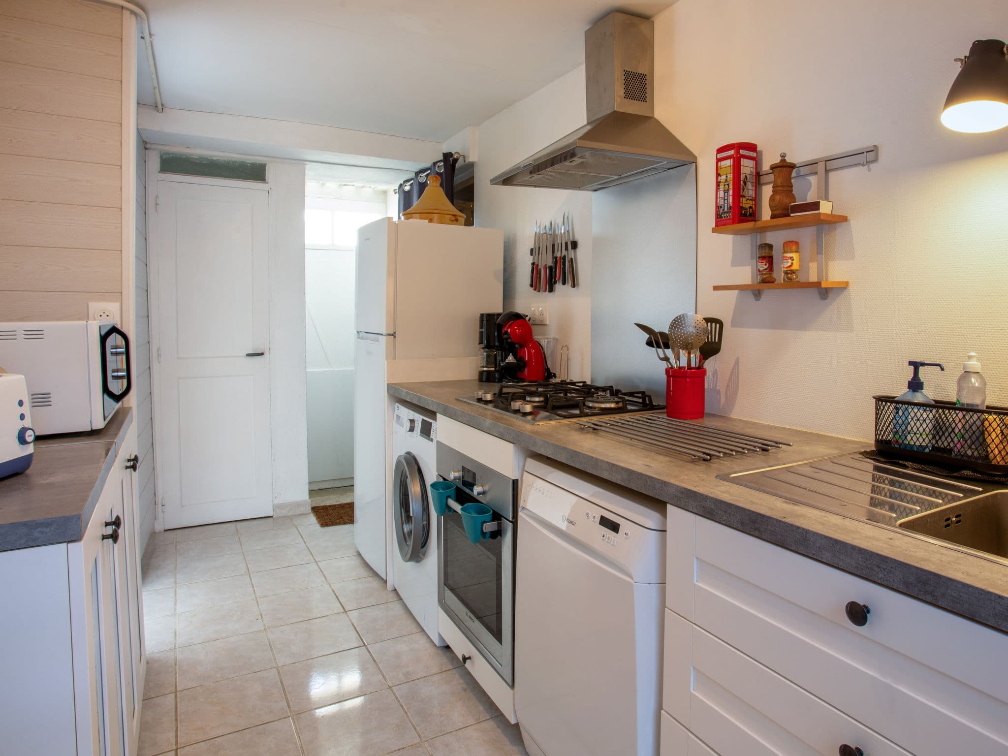 Kitchen / Dining Room