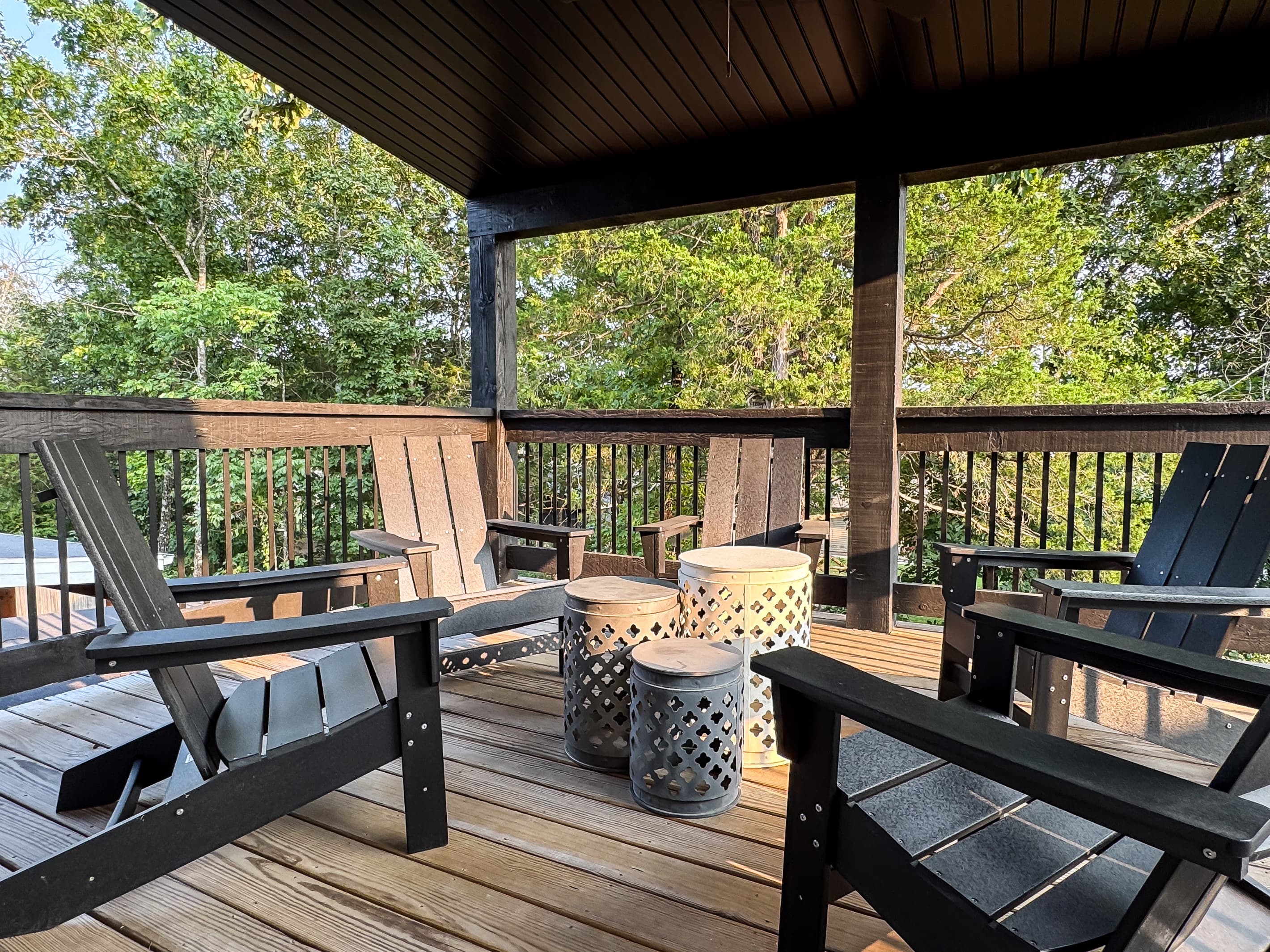 Upper back deck seating area