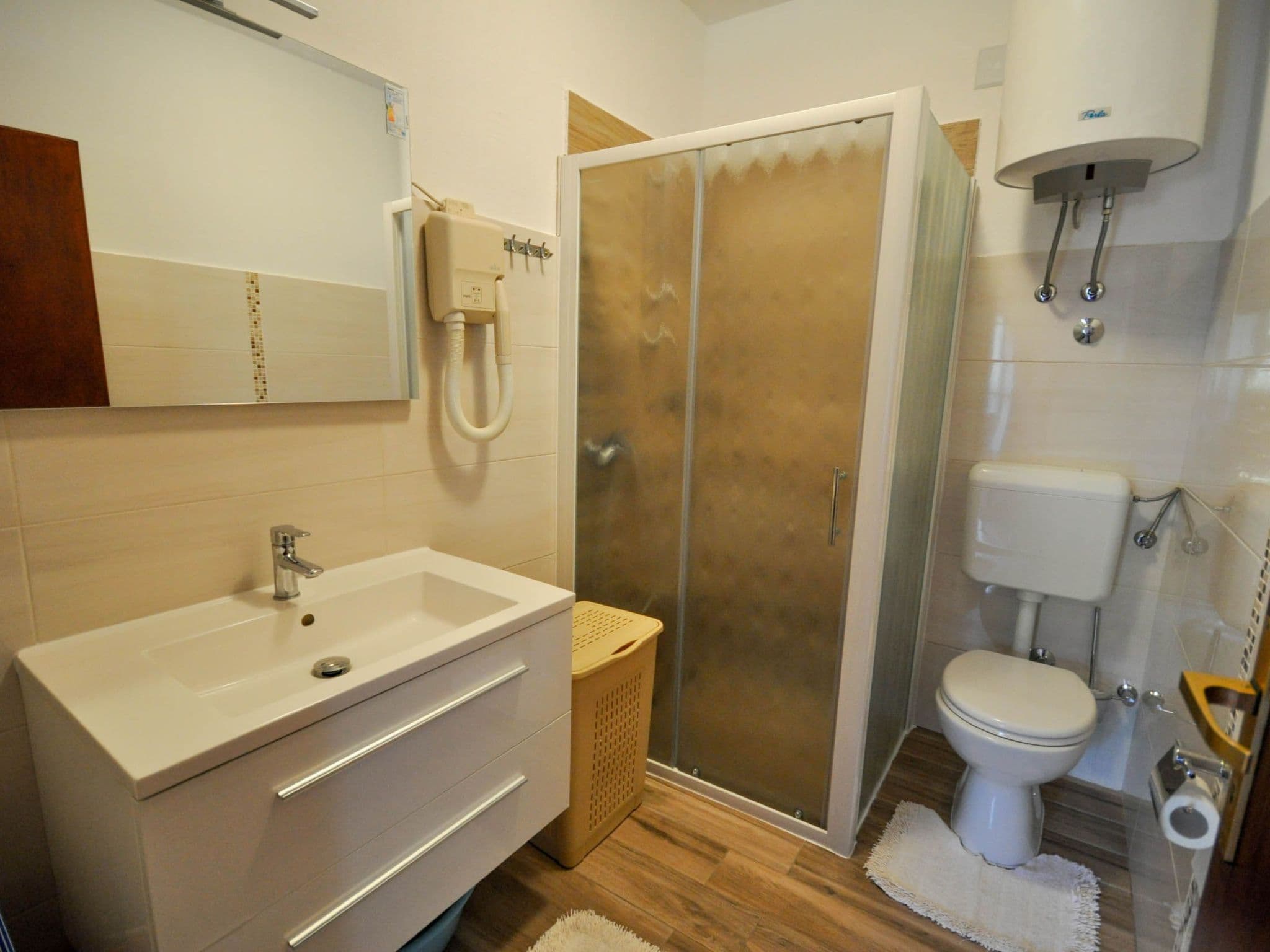 Gallery Image 11