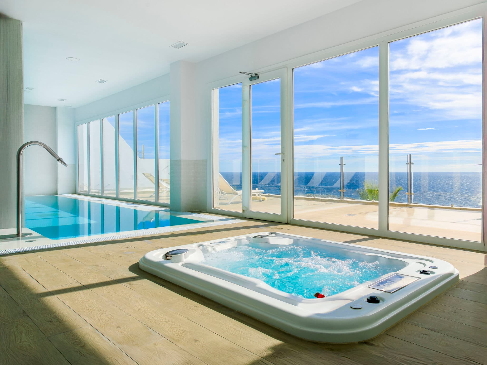 Pool Indoor