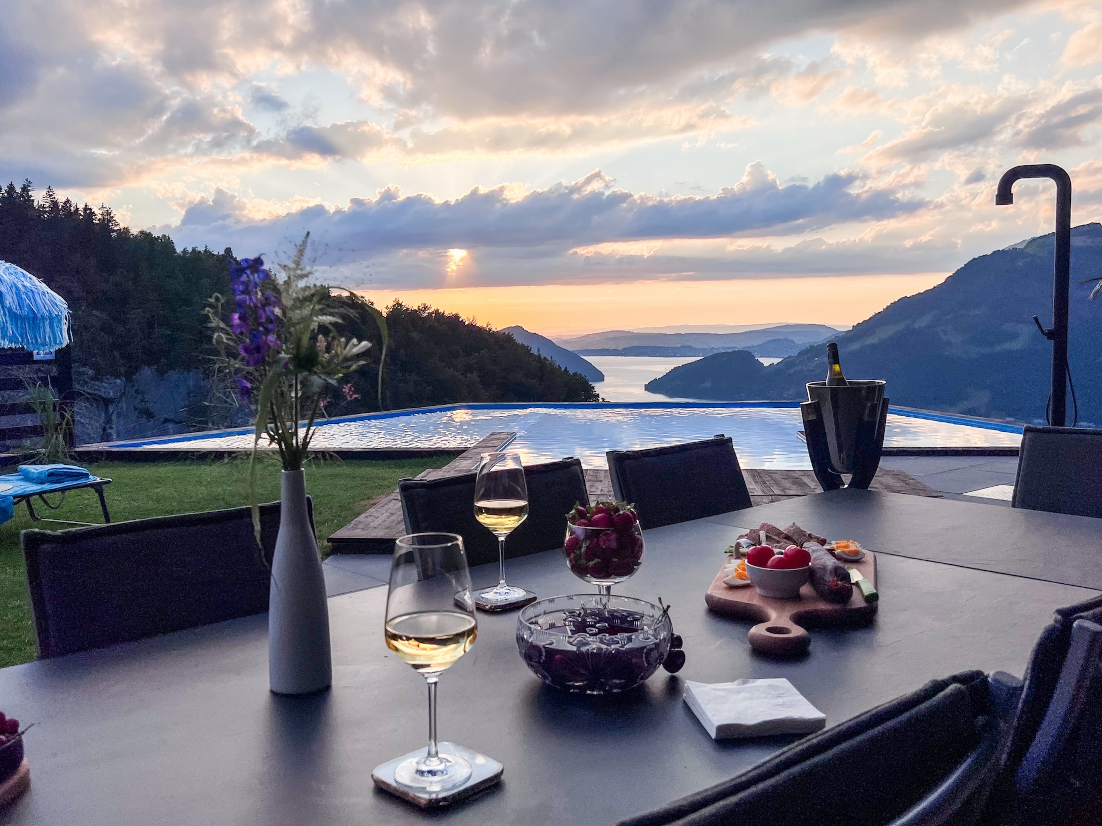 Villa tauris outdoor 05 terrace lake lucerne sunset
