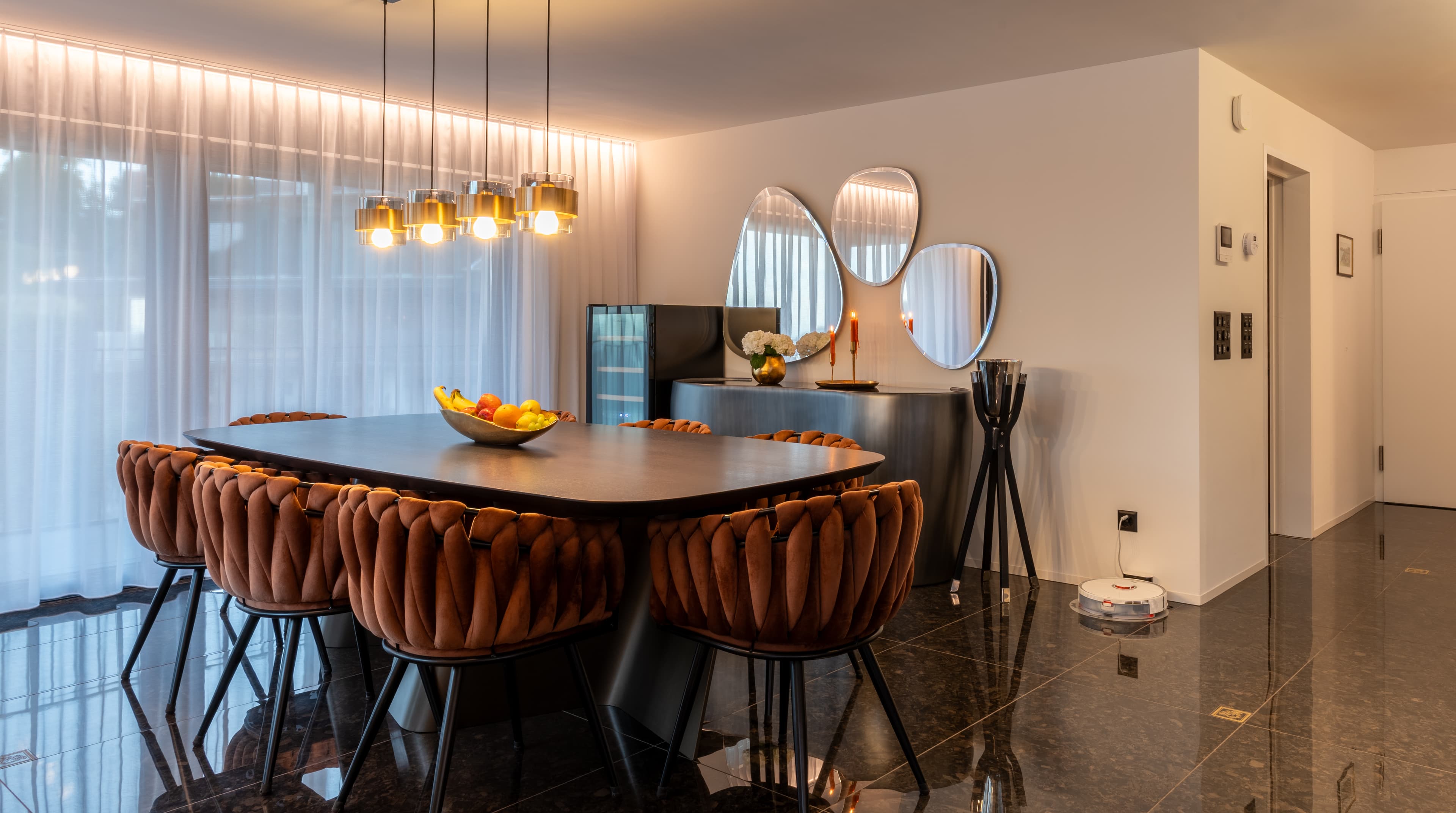 Villa tauris dining area bar