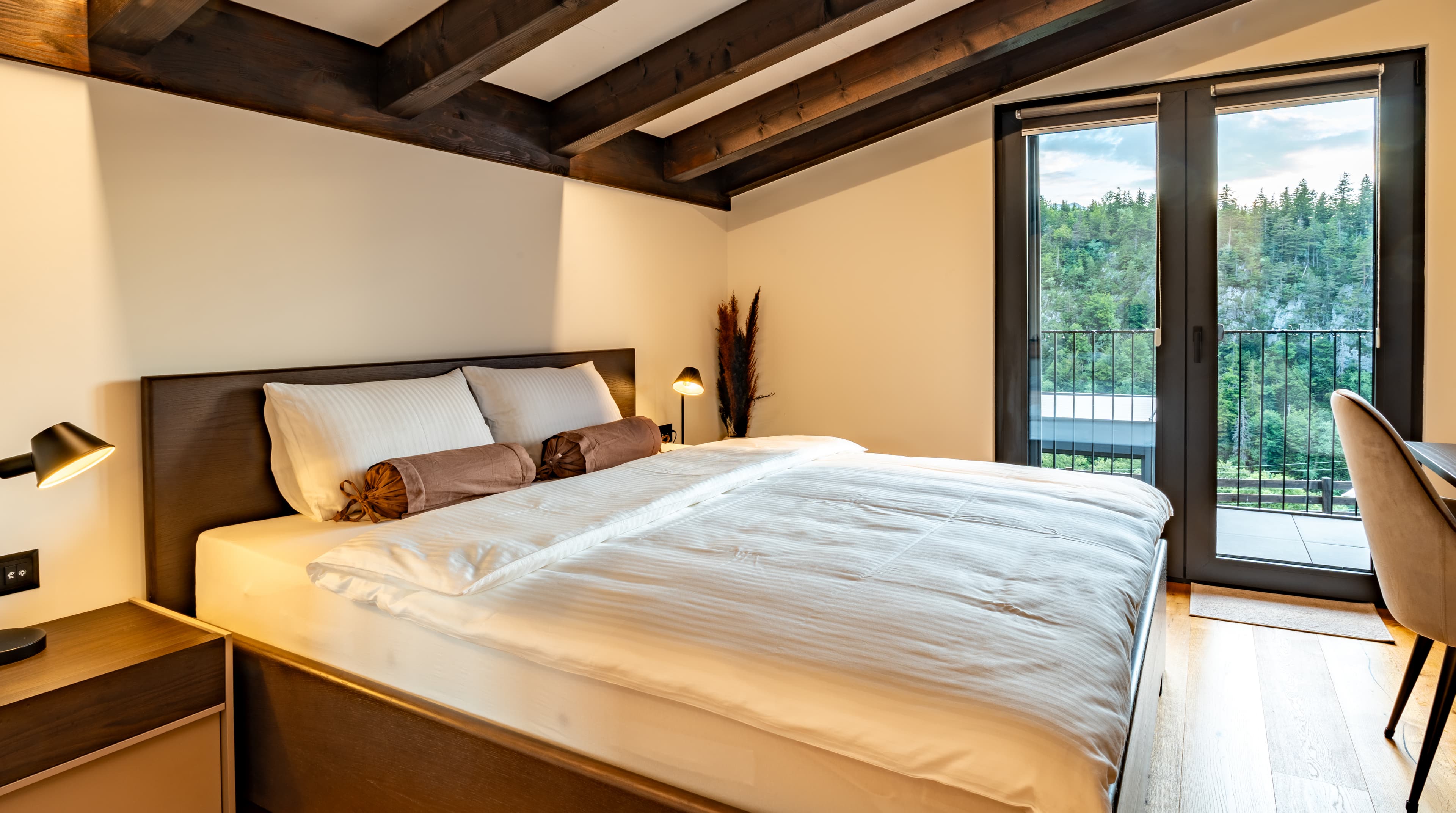 Villa tauris bedroom upper floor balcony