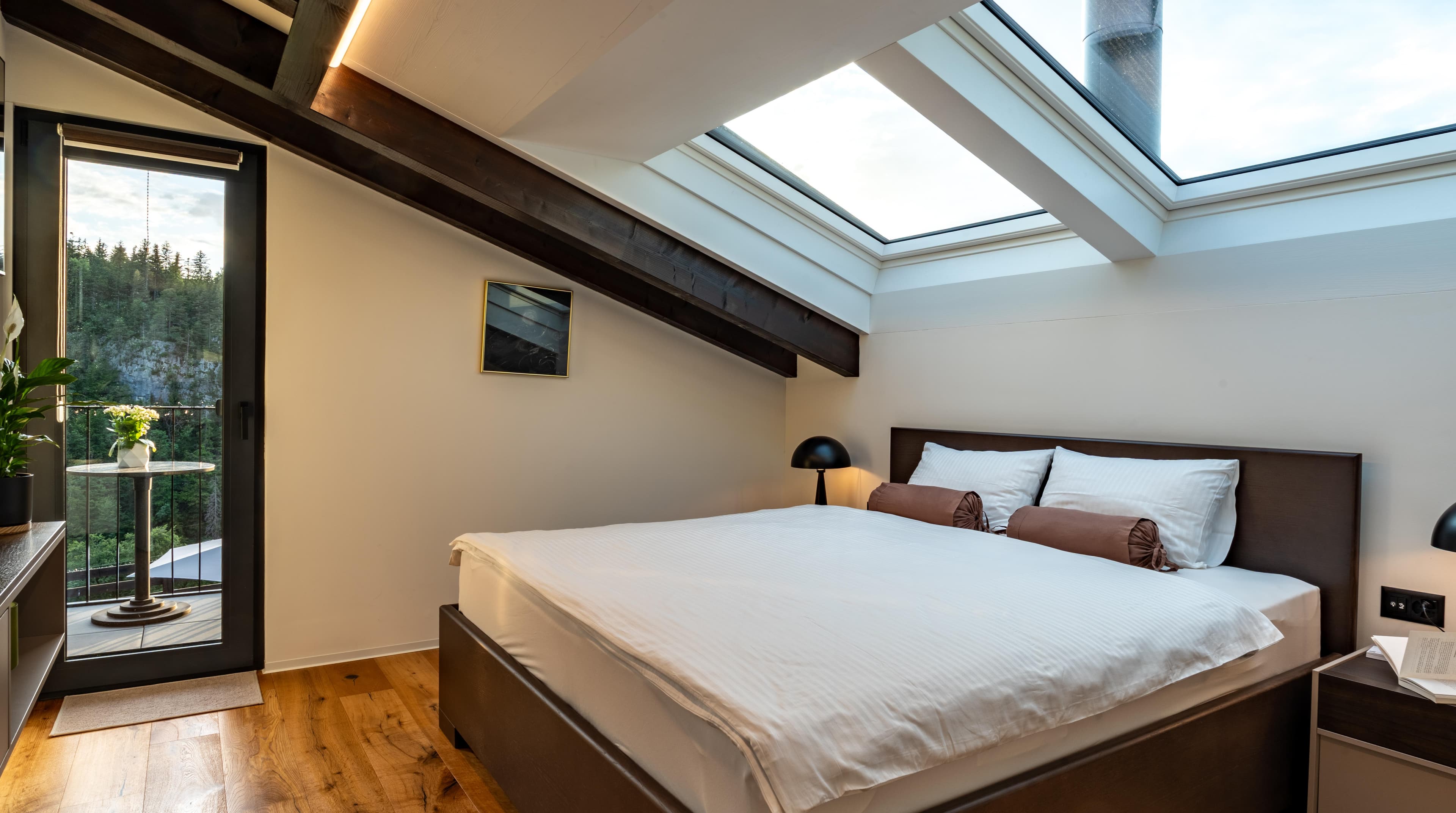 Villa tauris bedroom upper floor skylight balcony