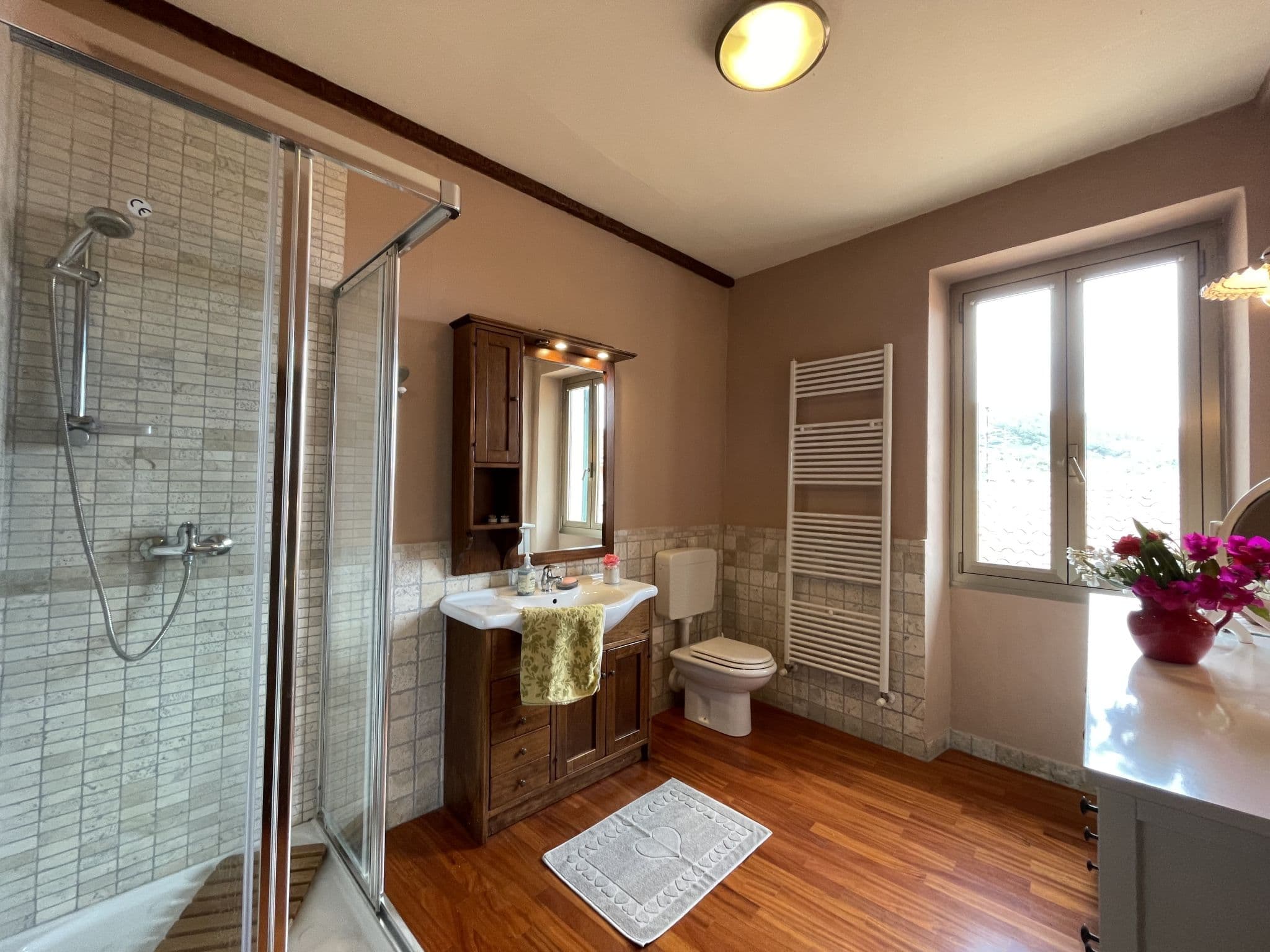 Bathroom / Wellness