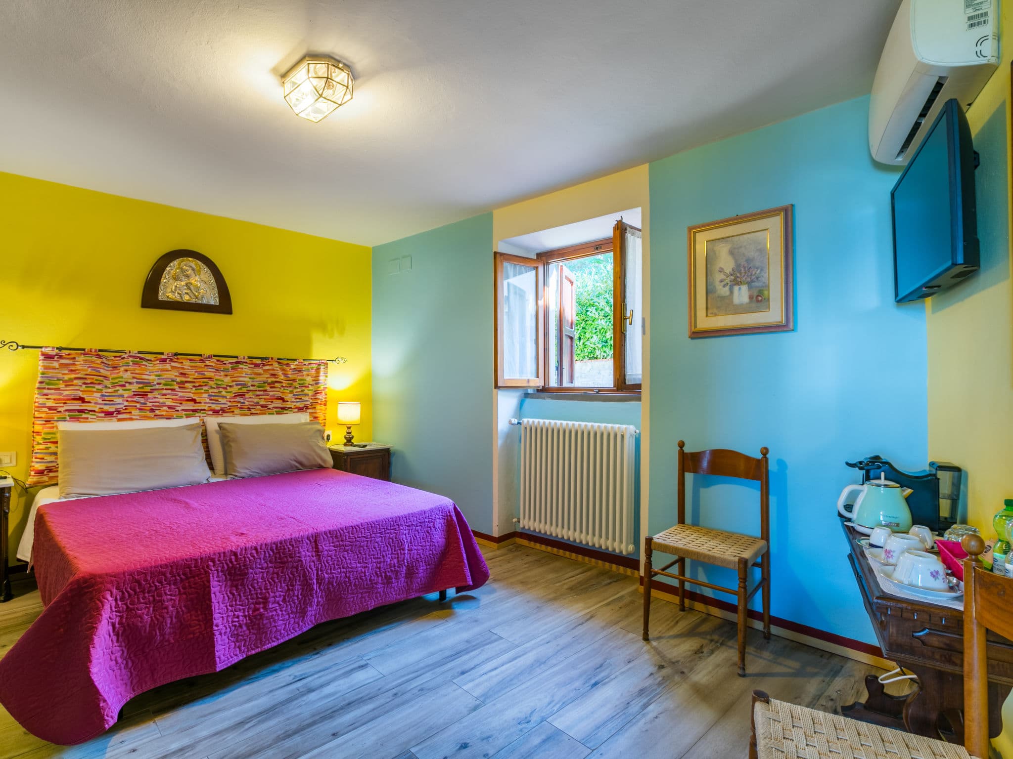 Bedroom
