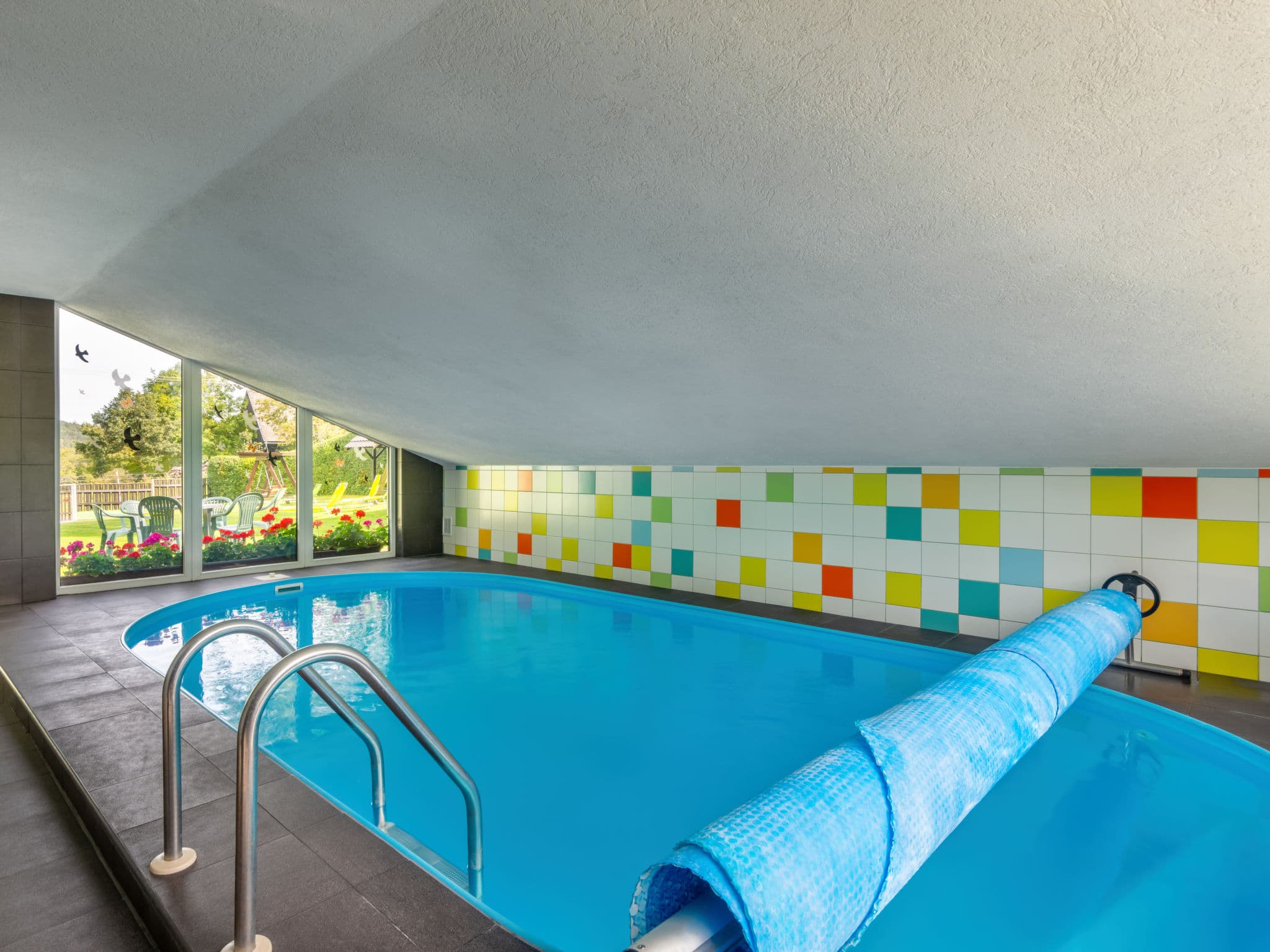 Pool Indoor